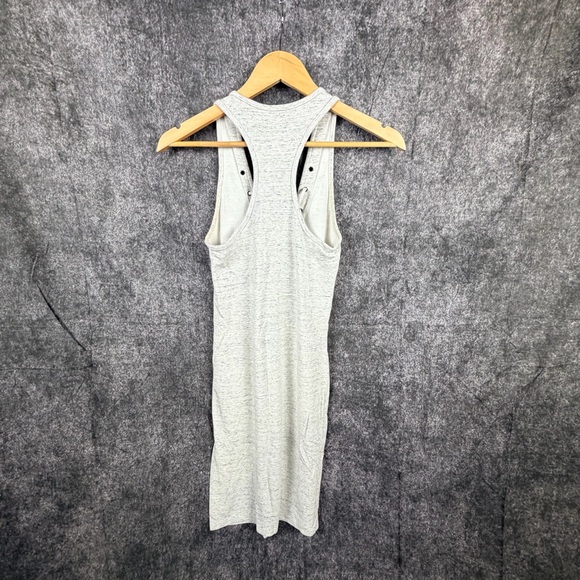 NYTT Light Gray Sleeveless Top - Picture 4 of 7